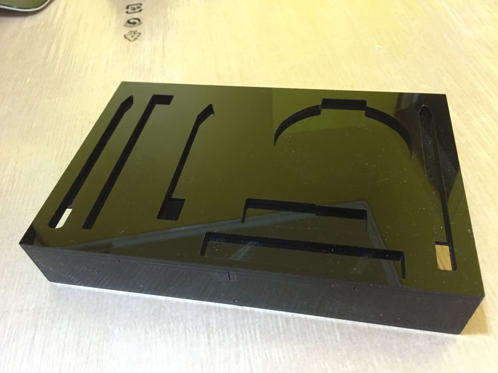 acrylic display case fubrication